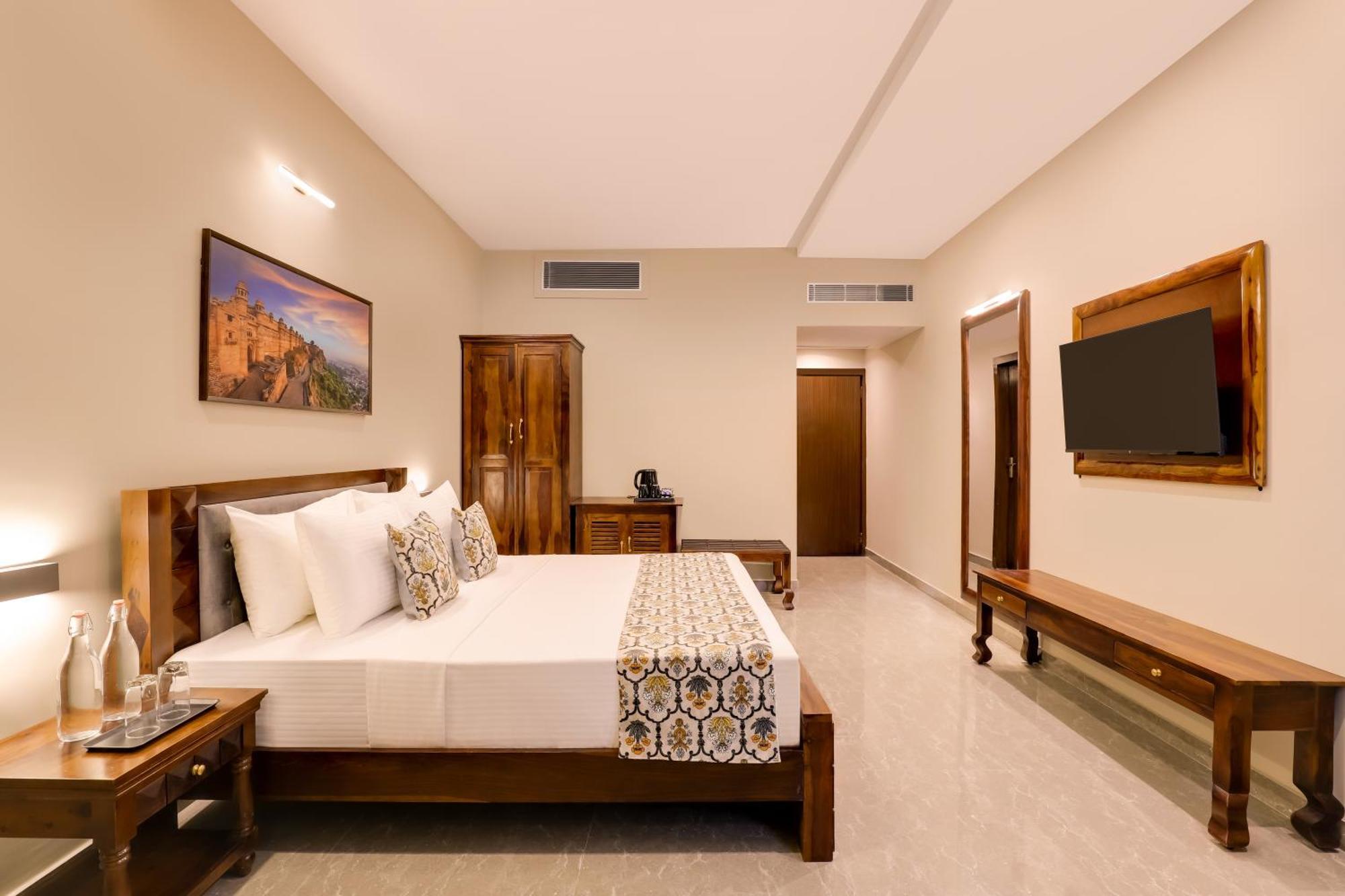 Lemon Tree Resort, 쿰발가르 객실 사진